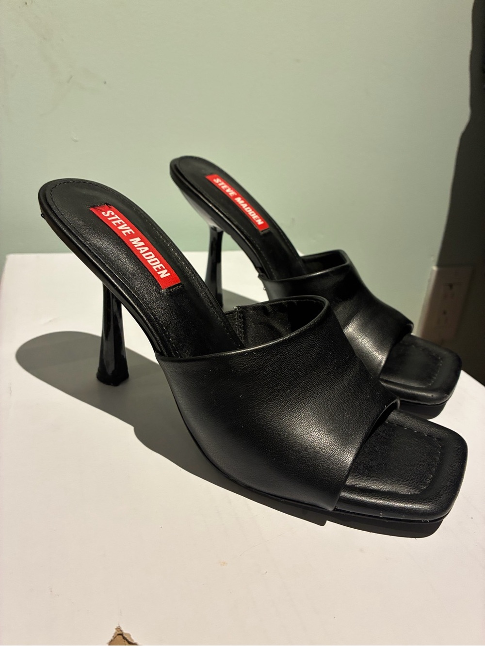 Steve Madden Black Leather Square-Toe Mule Heels - Picture 3 of 8